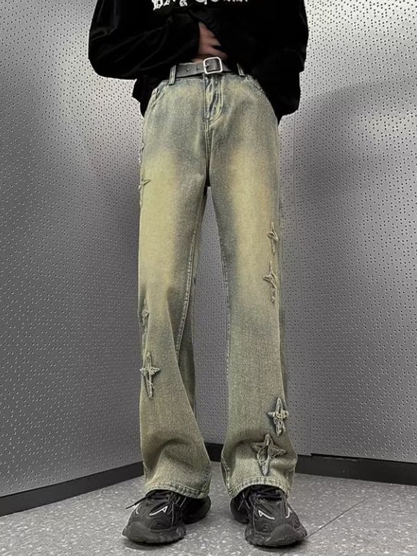 Herrenjeans mit Sternenapplikation