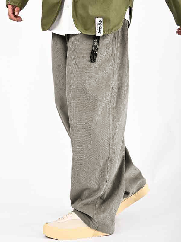 Gerade geschnittene Cordhose für Herren mit weitem Bein