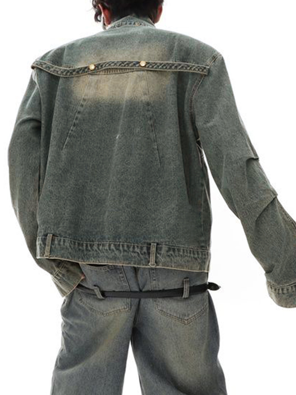Kurze Jeansjacke für Herren mit verwaschenem Faltenkragen und Kragen