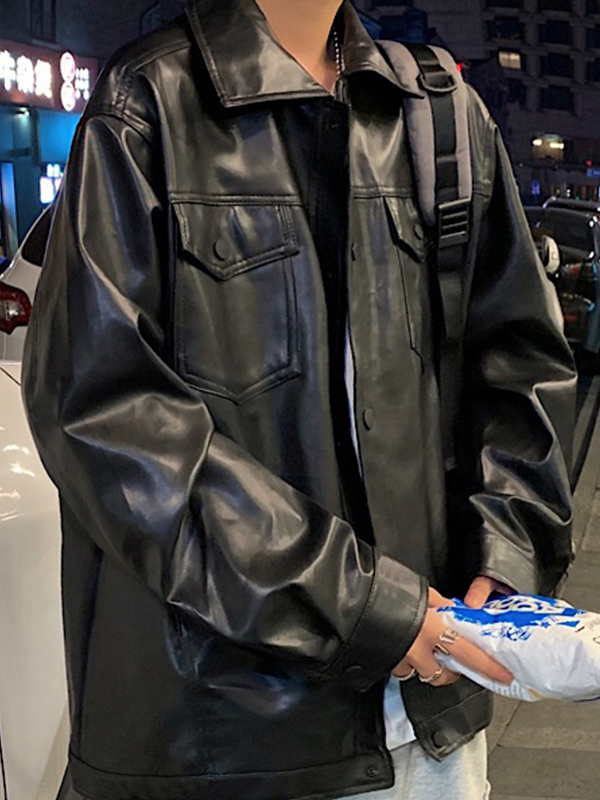 Herren-Motorradjacke aus Leder im Vintage-Stil mit Pattentasche und Reverskragen