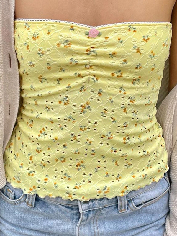 Bandeau-Top mit Cut-Outs, Rüschen und Schößchen