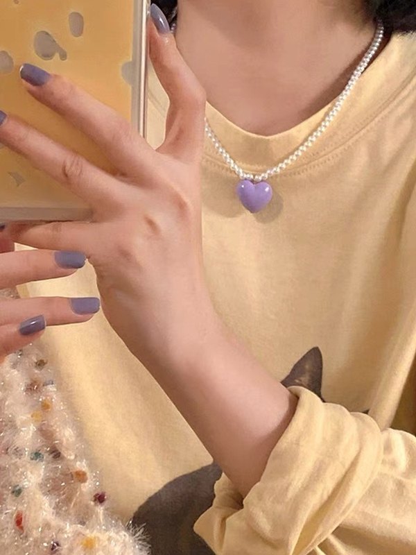 Acryl-Herz-Charme-Faux-Perlen-Halskette