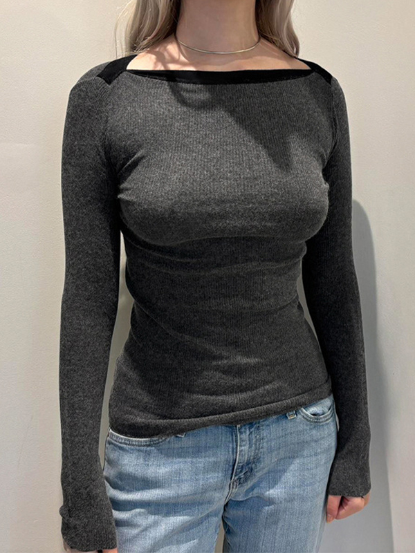 Strickwaren mit langen Ärmeln und einer Schulter in Kontrastfarbe