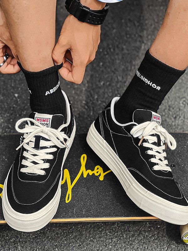 Niedrige Canvas-Sneaker für Herren mit Riemen