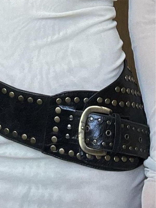 Vintage-Gürtel mit breiter Schnalle und Ösennietendekor