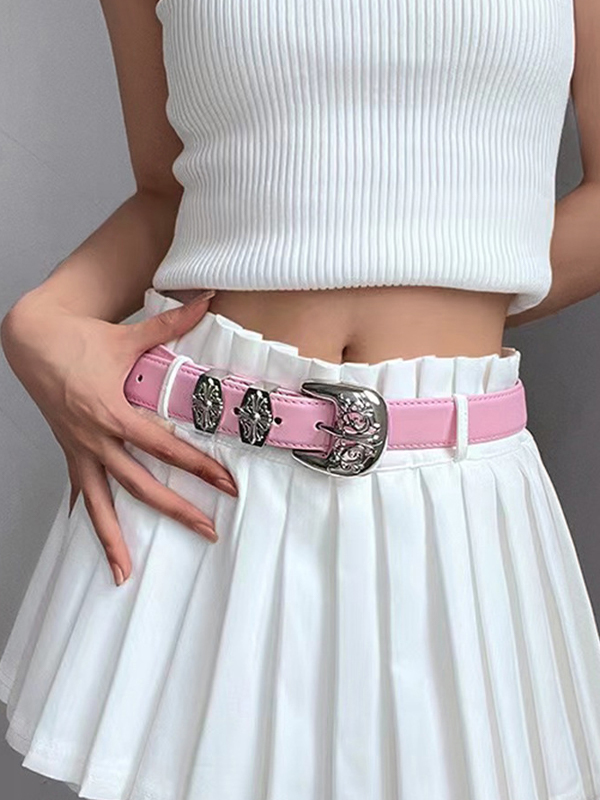 Gürtel mit kreuzförmiger Schnalle und graviertem Ausschnitt